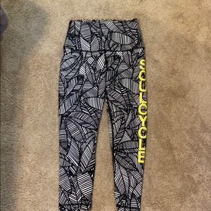 SOUL CYCLE Lululemon Black and White Leggings